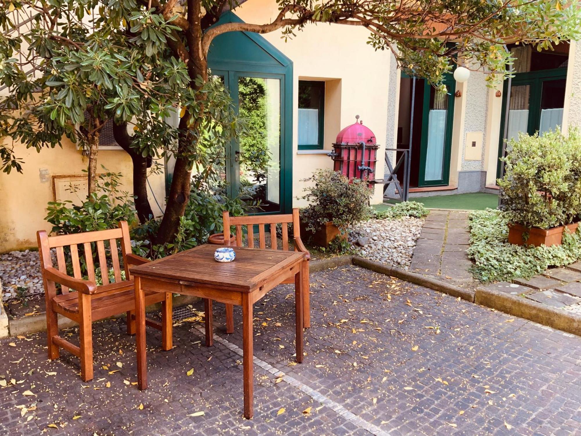 Le Residenze Dei Serravallo Triest Exterior foto